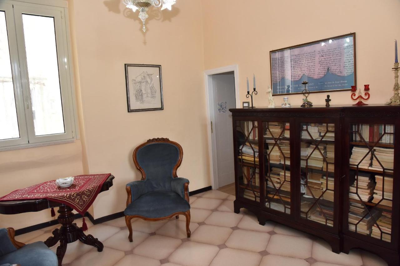 Rosaria Suite & Rooms Lecce Bagian luar foto