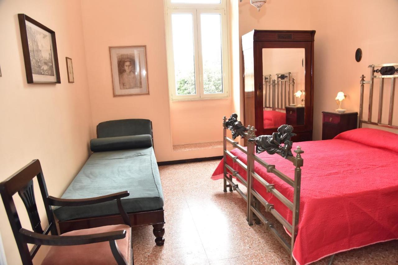 Rosaria Suite & Rooms Lecce Bagian luar foto